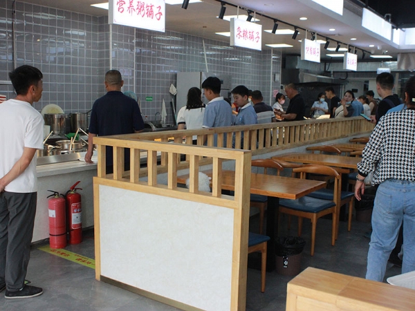 餐廳內(nèi)部